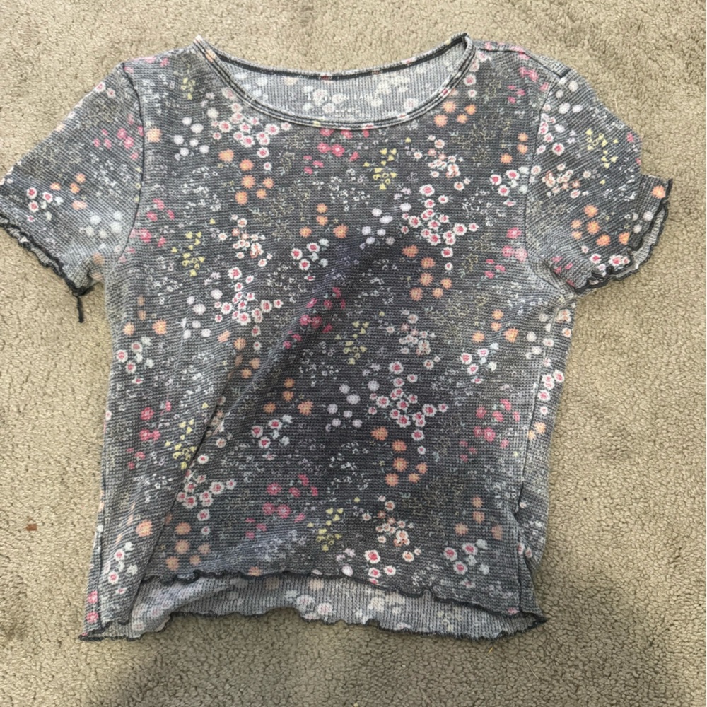 American Eagle Outfitters Gray Floral Top